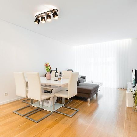 Guestready - Amazing Modern Home Near The Beach Віла-Нова-де-Гая Екстер'єр фото