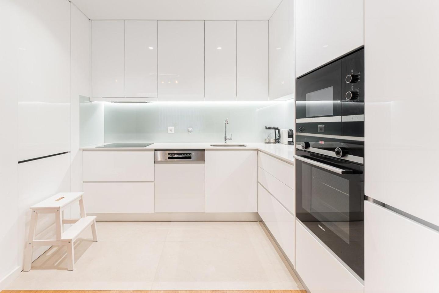 Guestready - Amazing Modern Home Near The Beach Віла-Нова-де-Гая Екстер'єр фото