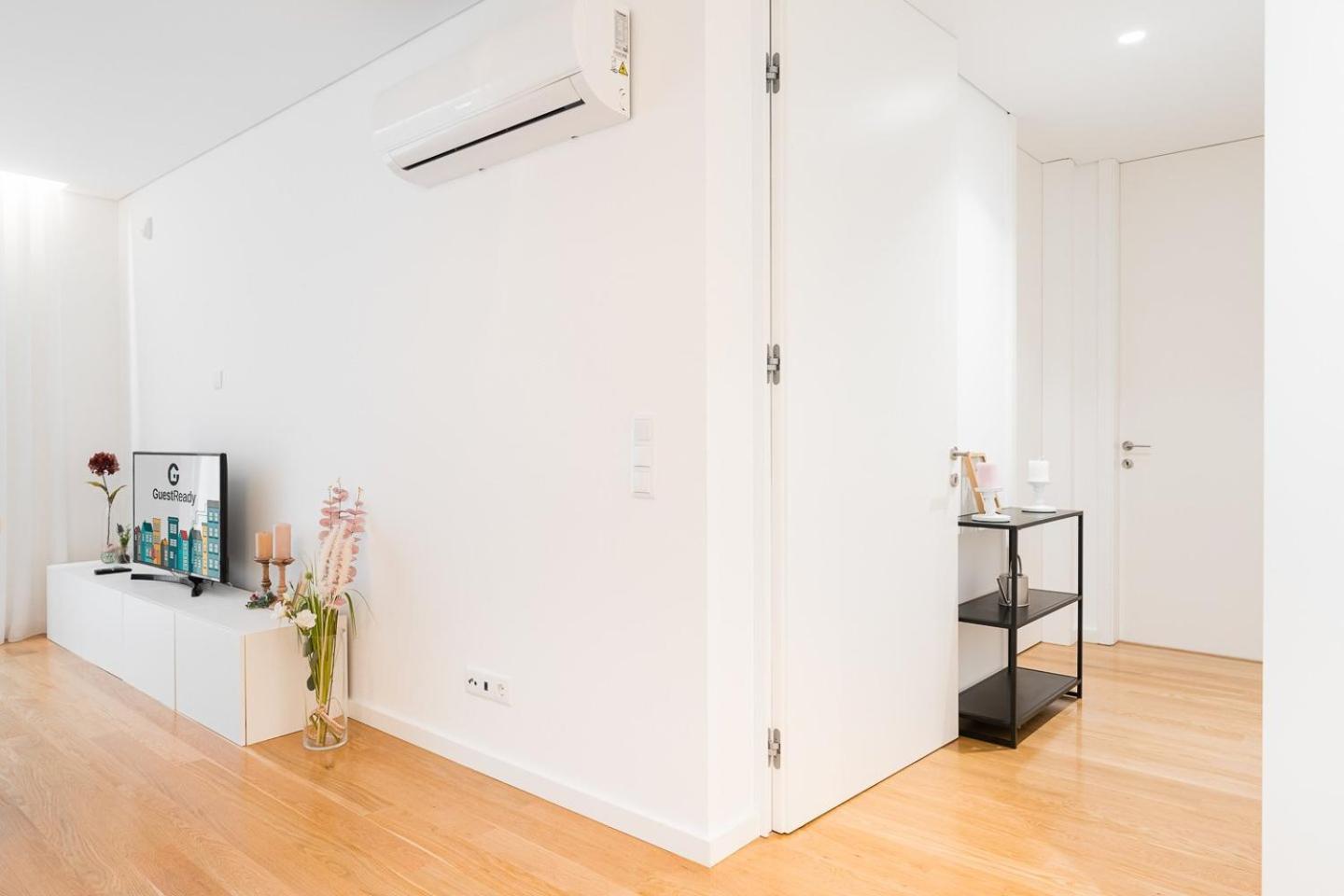 Guestready - Amazing Modern Home Near The Beach Віла-Нова-де-Гая Екстер'єр фото