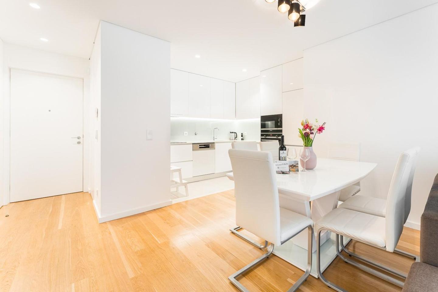 Guestready - Amazing Modern Home Near The Beach Віла-Нова-де-Гая Екстер'єр фото